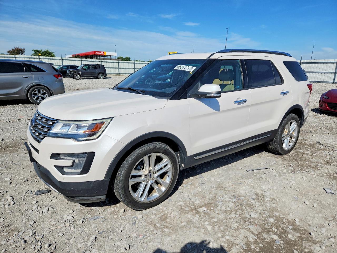 Salvage Ford Explorer Image