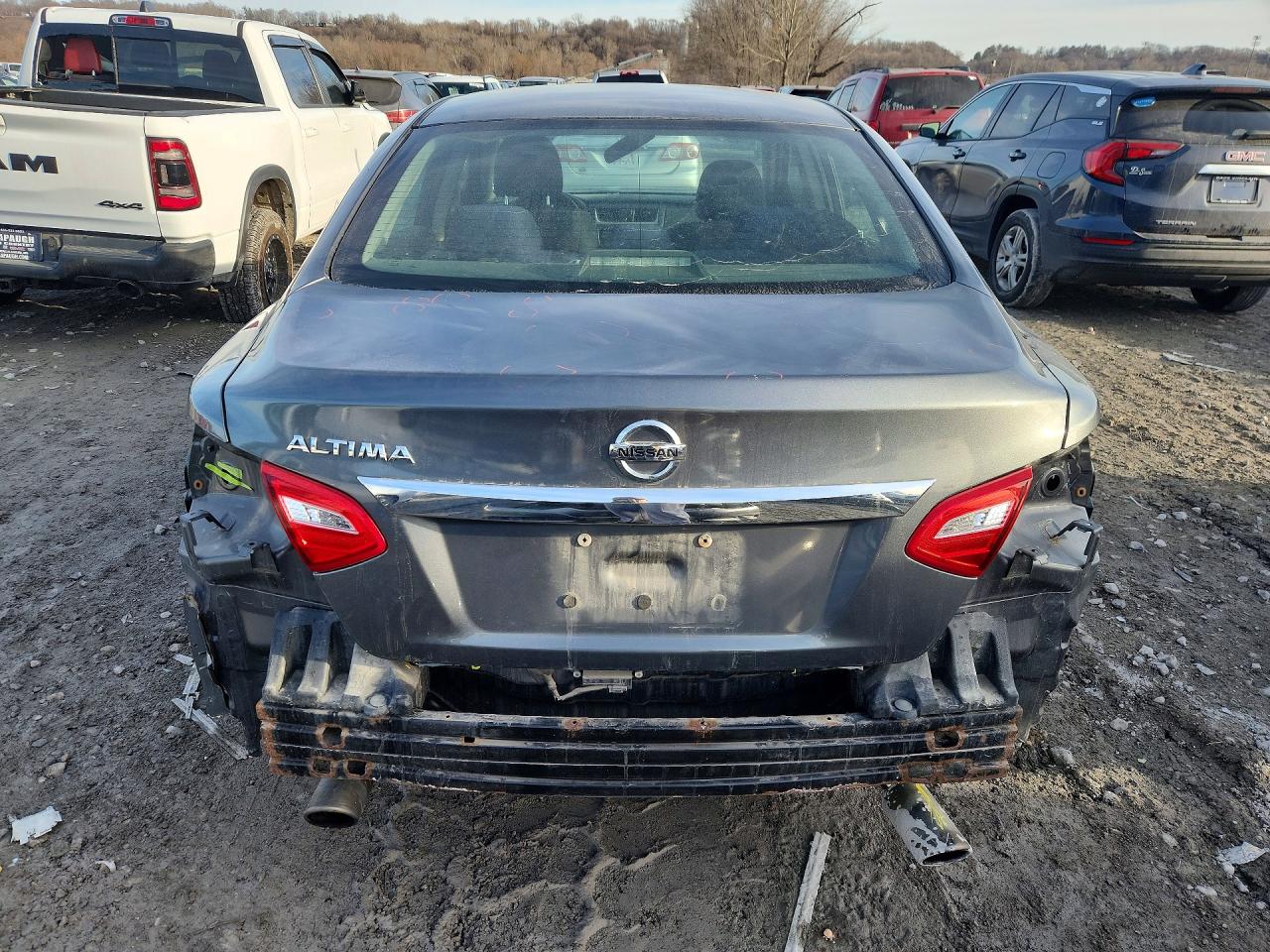 Nissan Altima