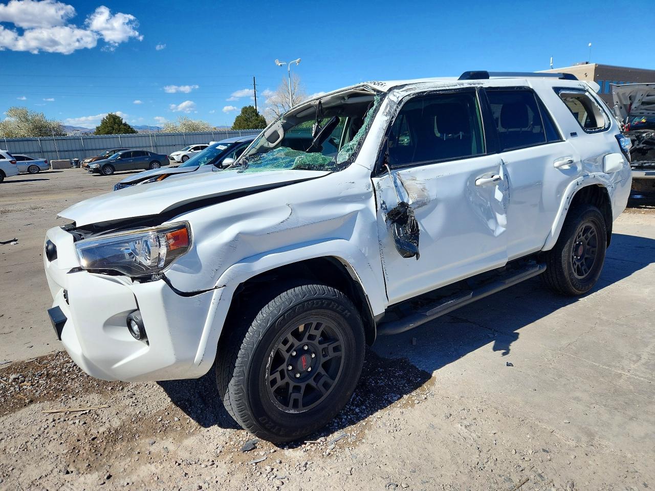 Salvage Toyota 4Runner Image