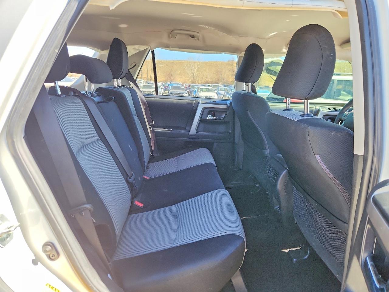 Toyota 4Runner Sr5