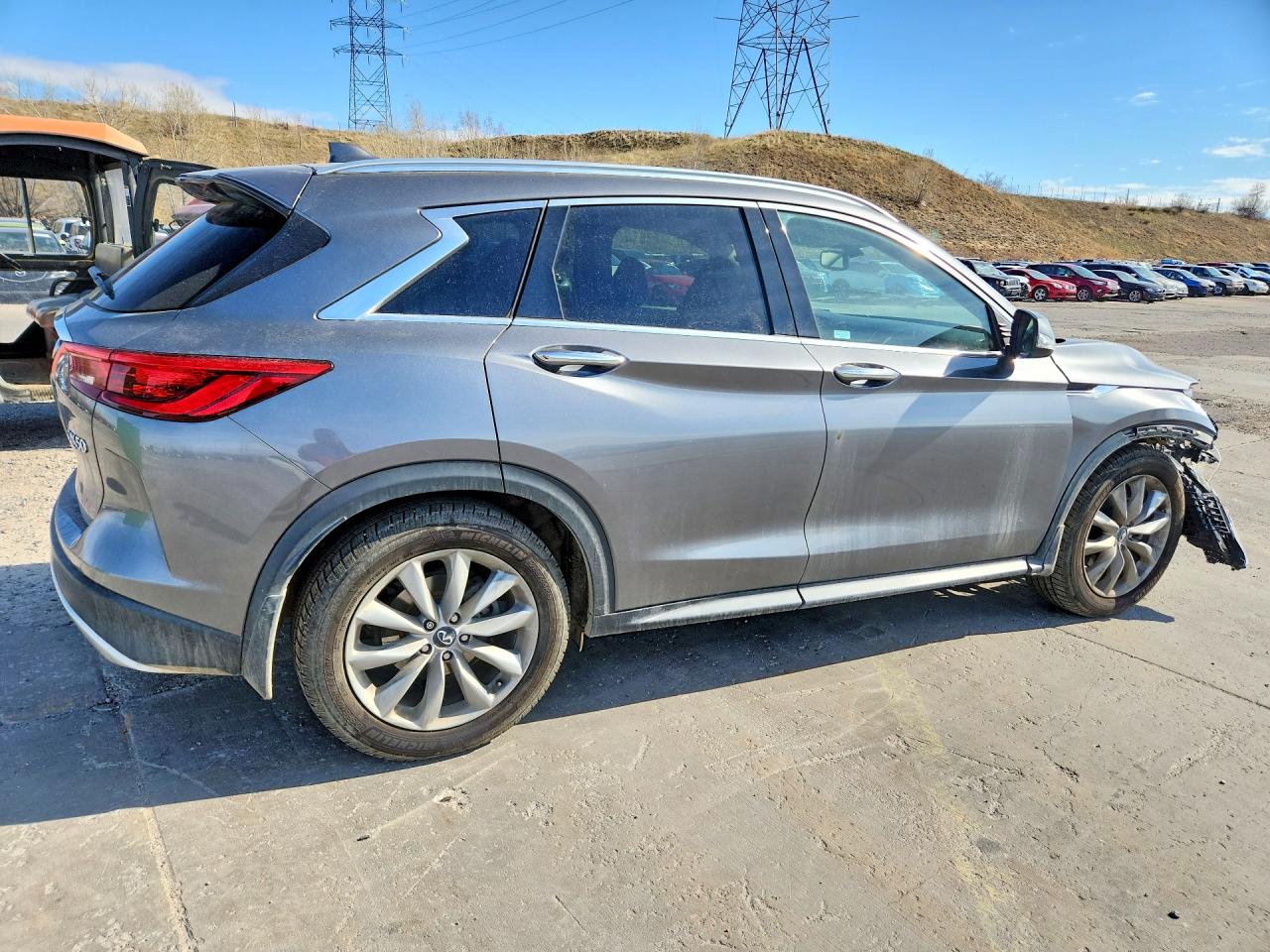 INFINITI Qx Luxe