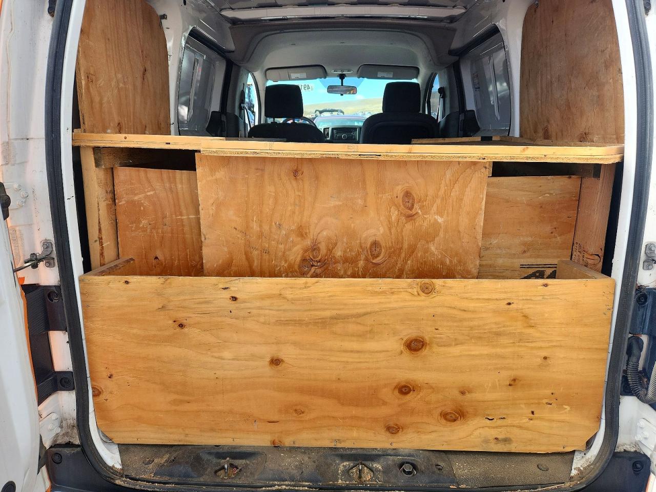 Nissan Nv S
