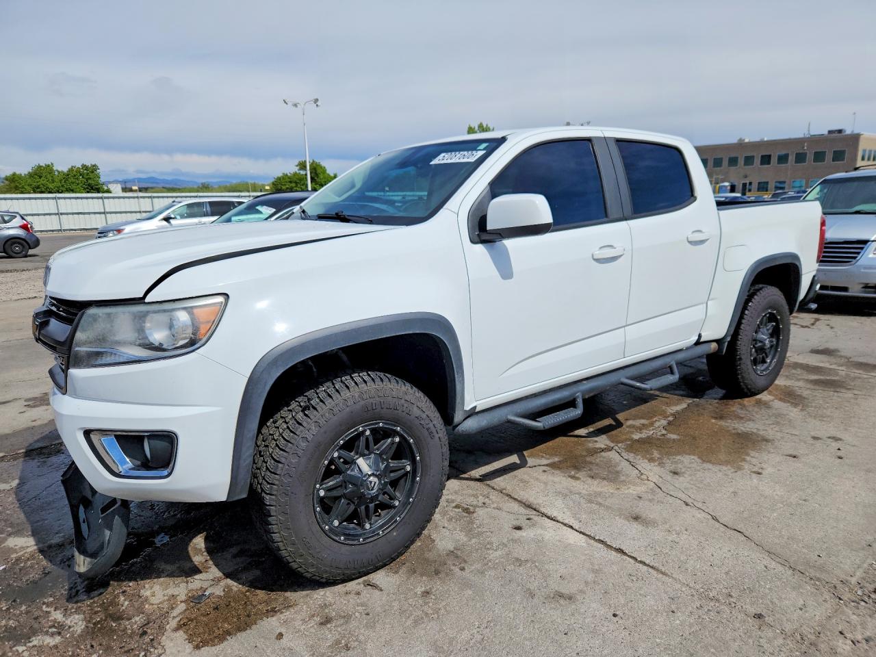 Salvage Chevrolet Colorado Image