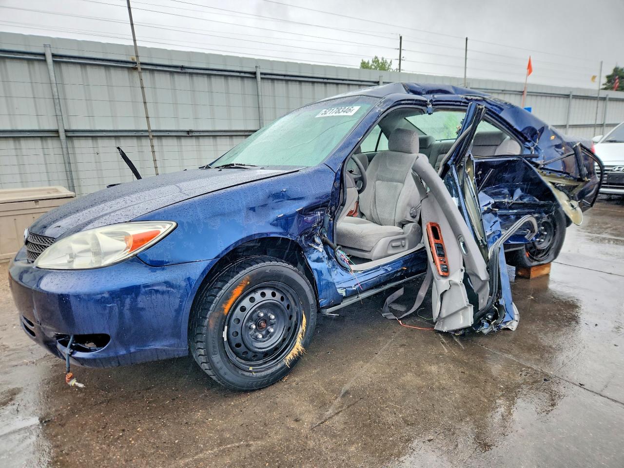 Salvage Toyota Camry Image