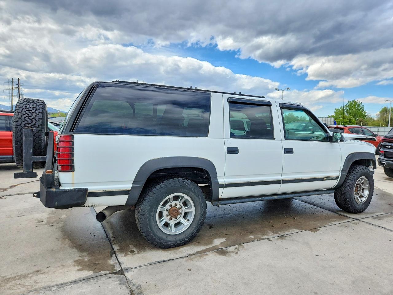 Chevrolet Suburban K2500