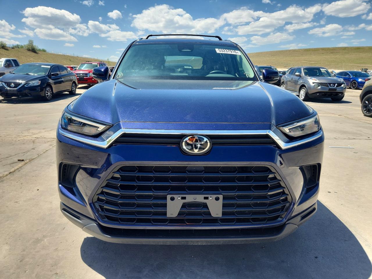 Toyota Grand High Xle