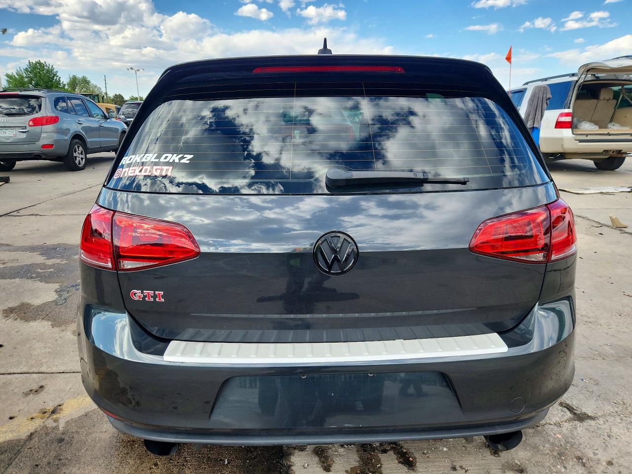Volkswagen GTI Sport