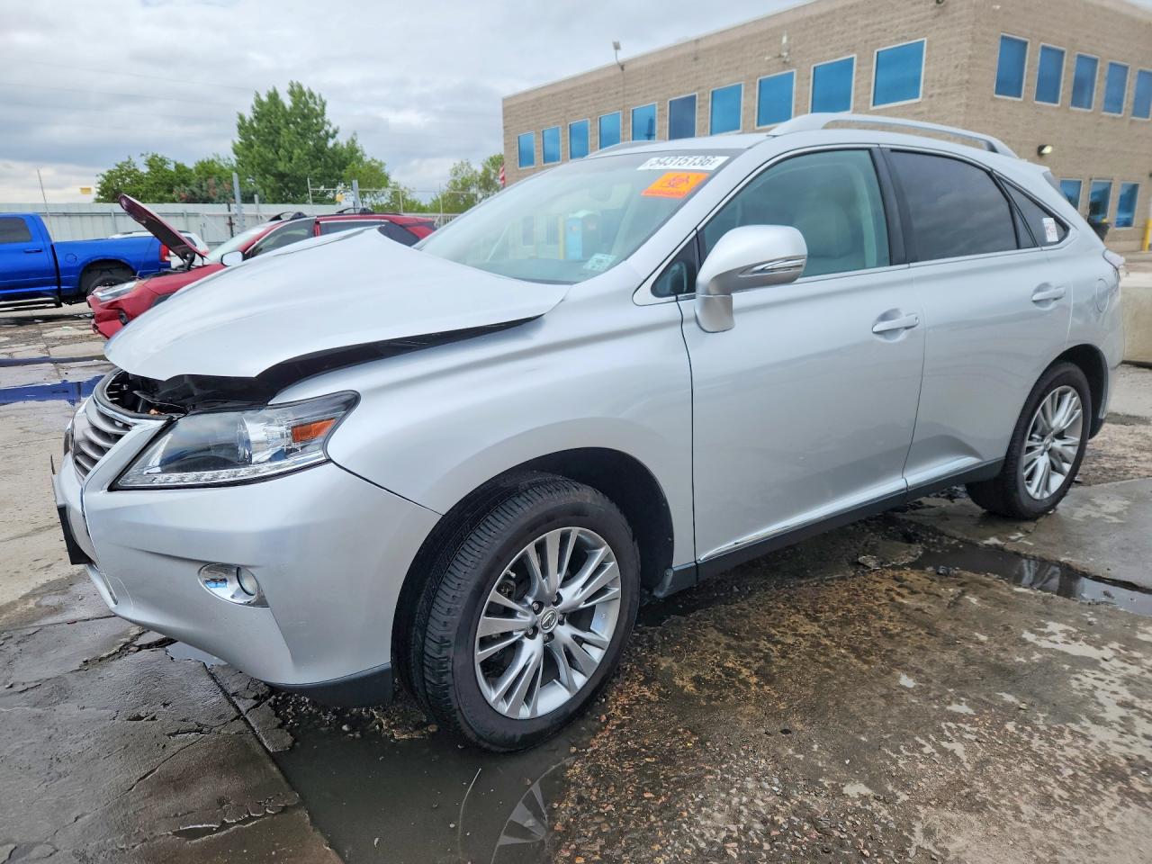 Salvage Lexus RX Image