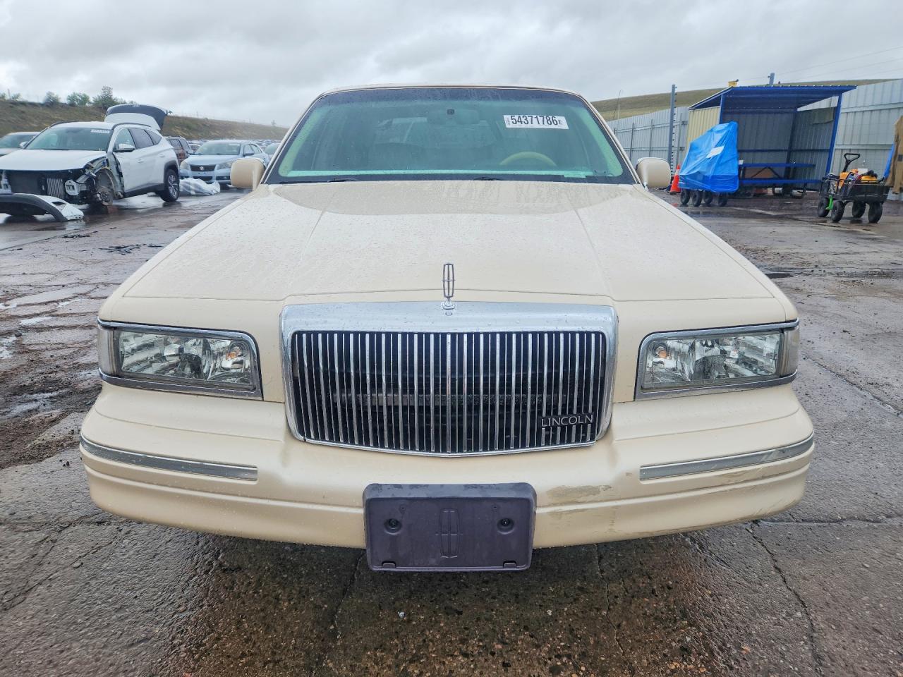 Lincoln Towncar Cartier