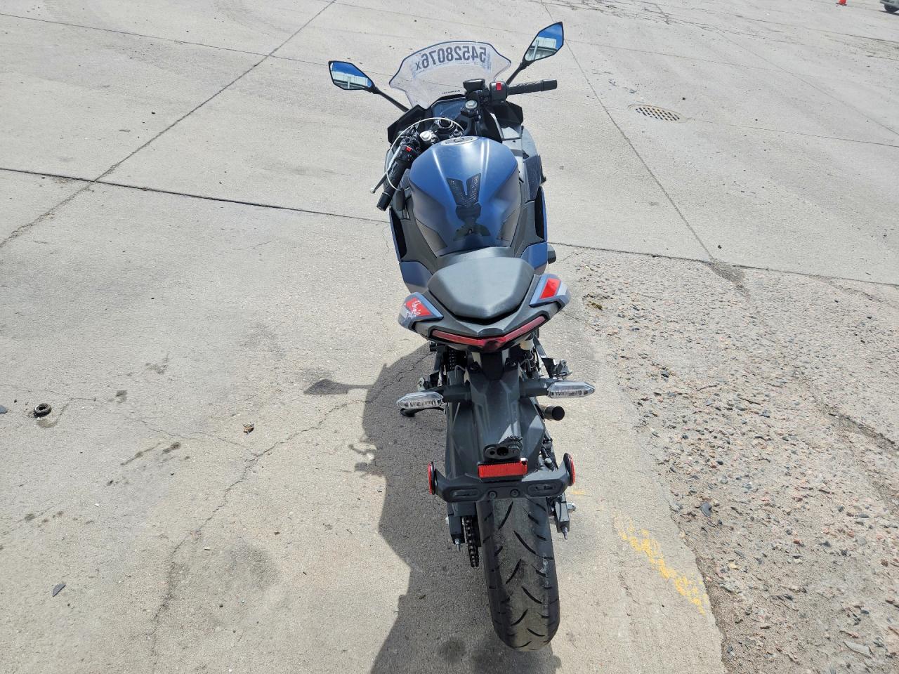 Kawasaki Ex A