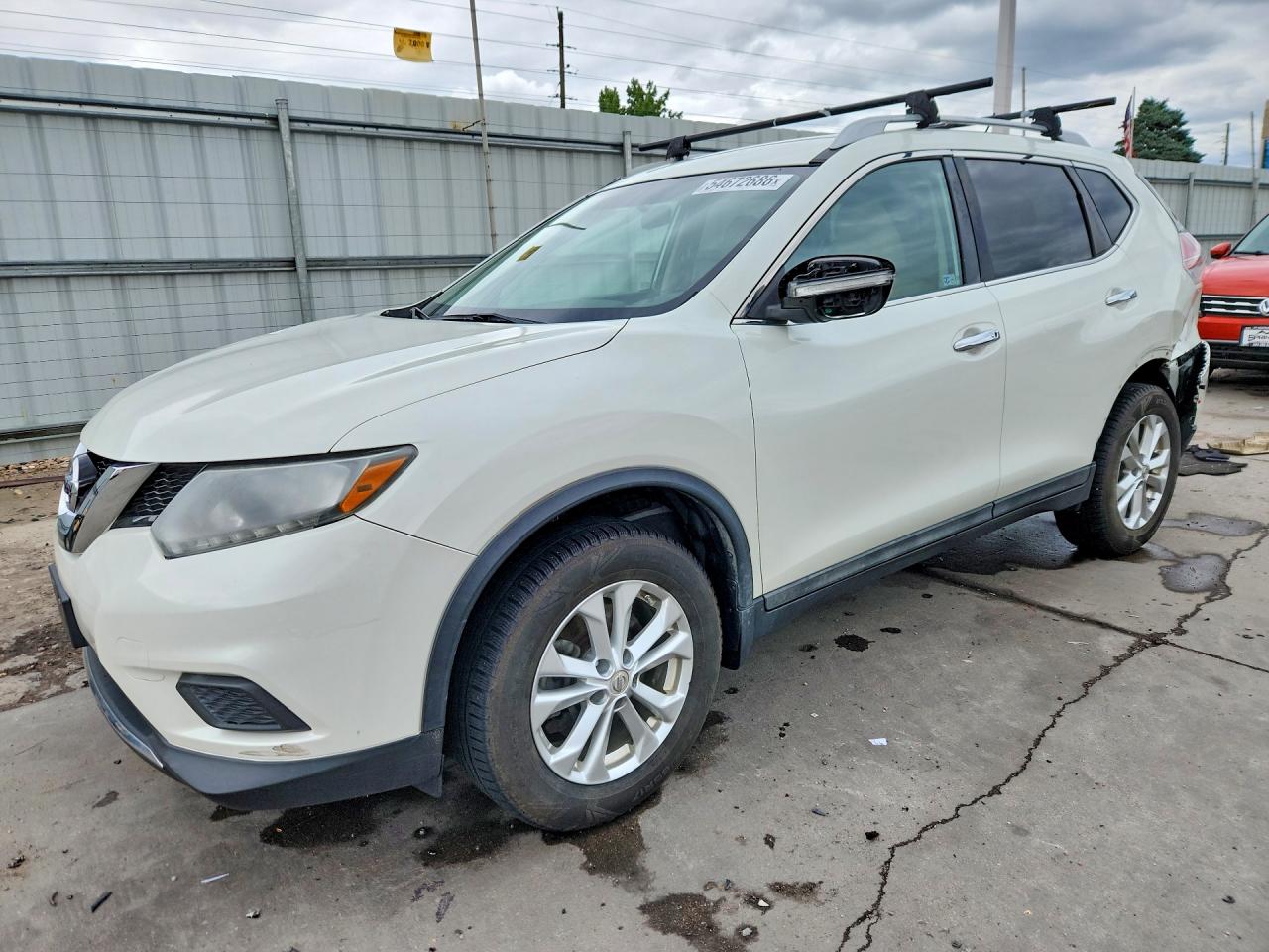 Salvage Nissan Rogue Image