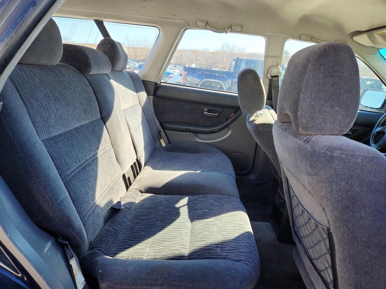 Subaru Legacy Outback Awp