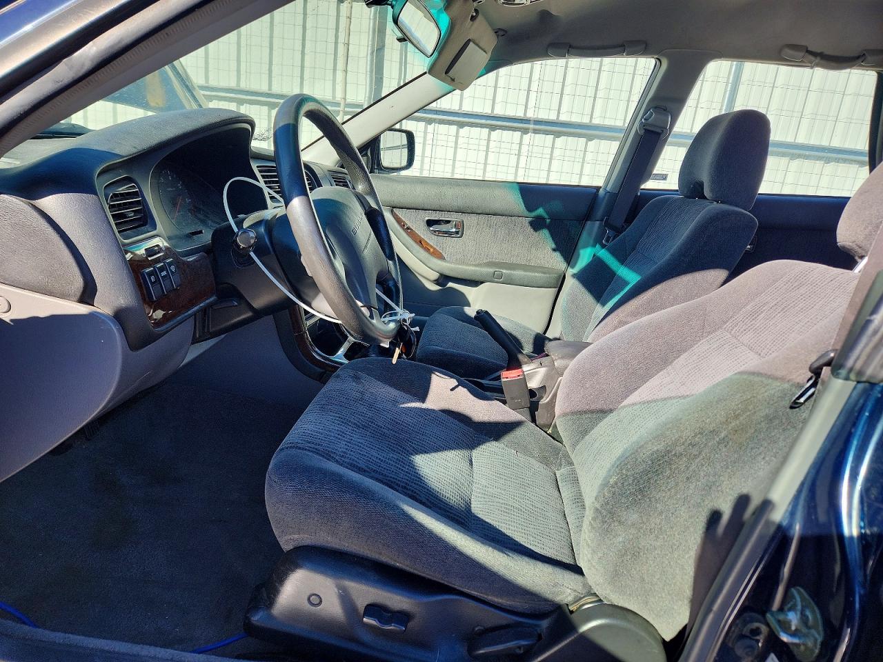 Subaru Legacy Outback Awp