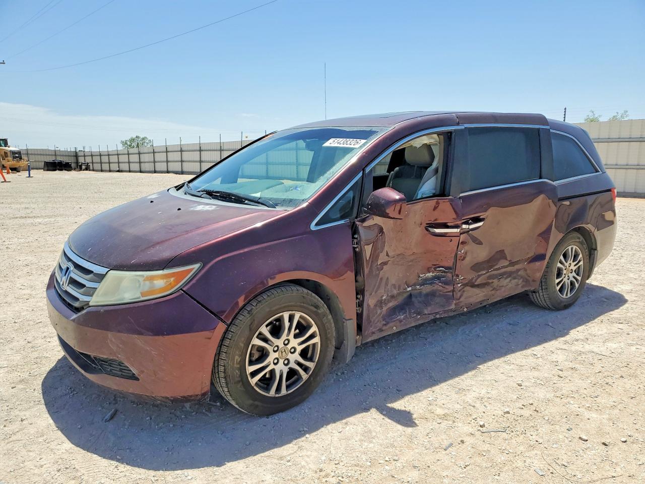 Salvage Honda Odyssey Image