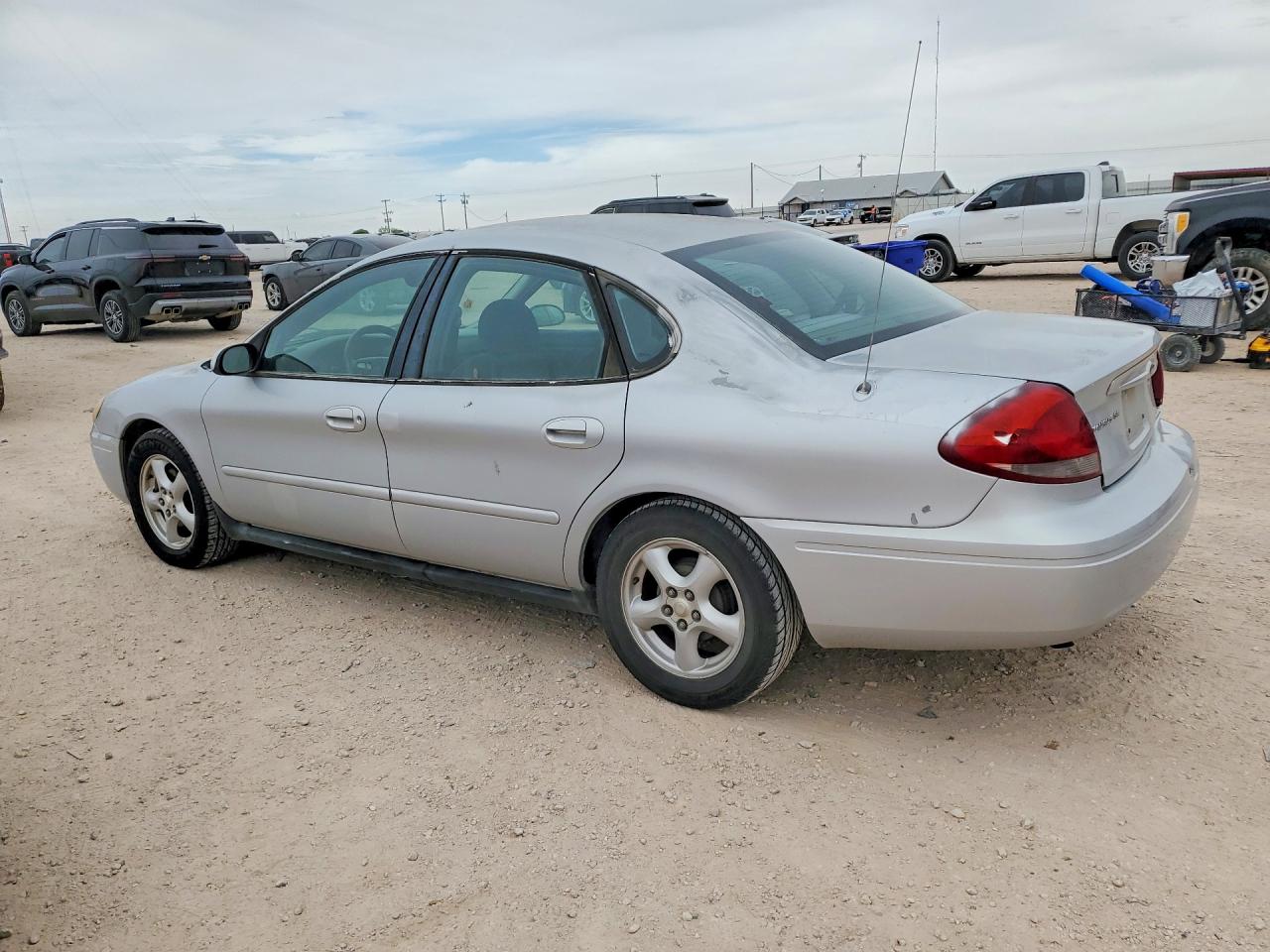 Ford Taurus Se