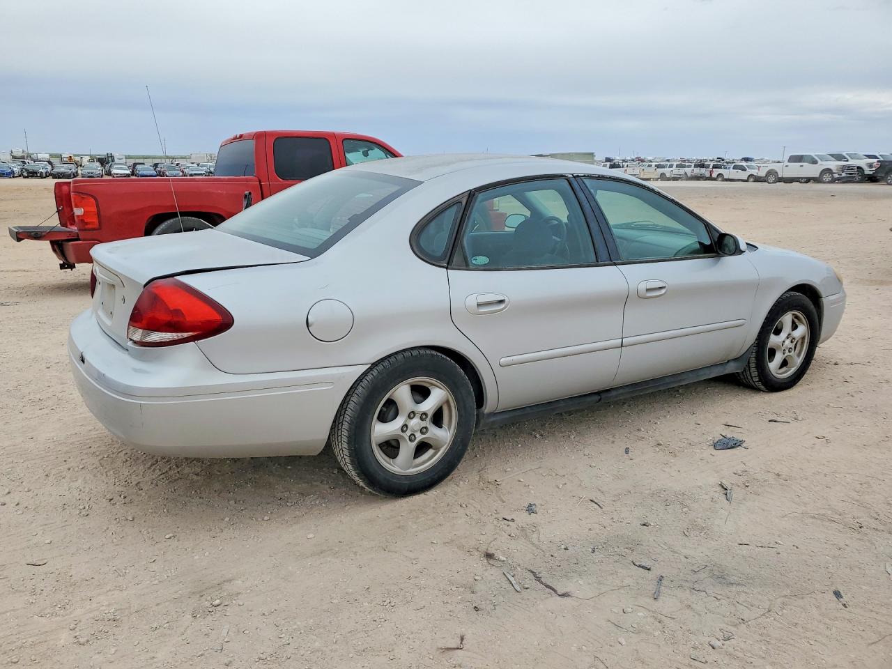 Ford Taurus Se