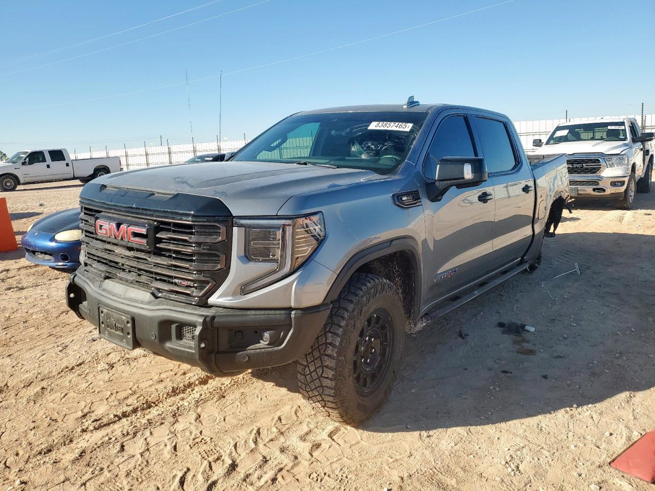 Salvage GMC Sierra Image