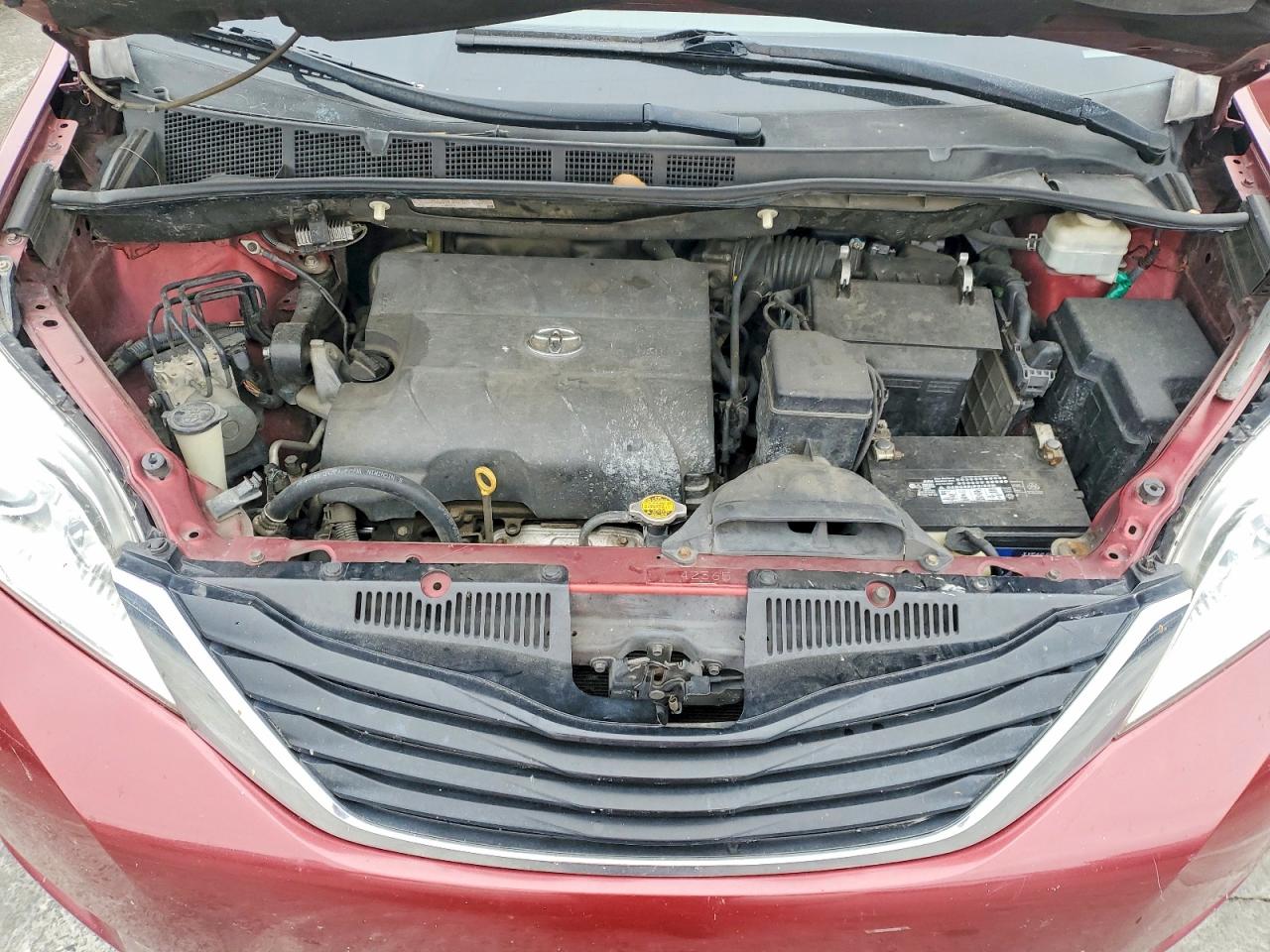 Toyota Sienna Le