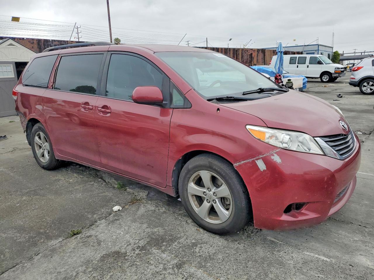 Toyota Sienna Le