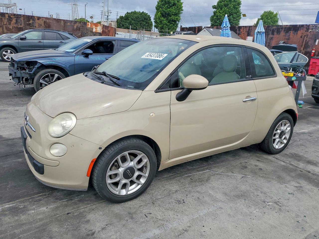 Salvage FIAT 500 Image