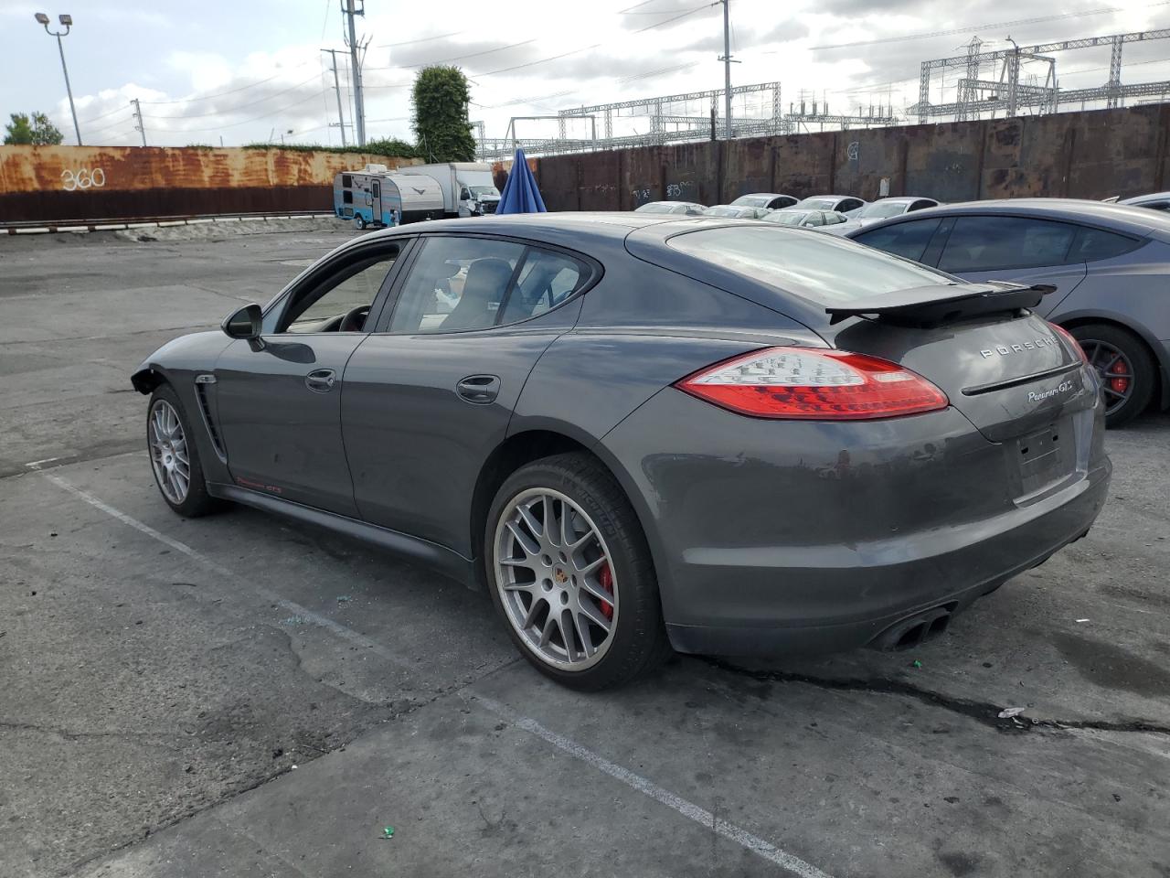 Porsche Panamera Gts