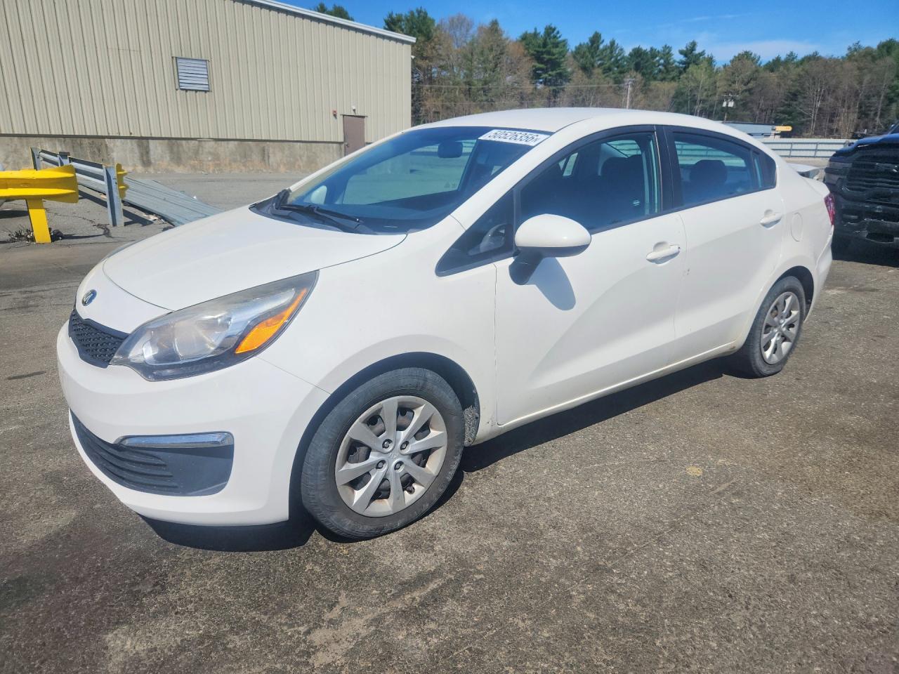 Salvage Kia Rio Image