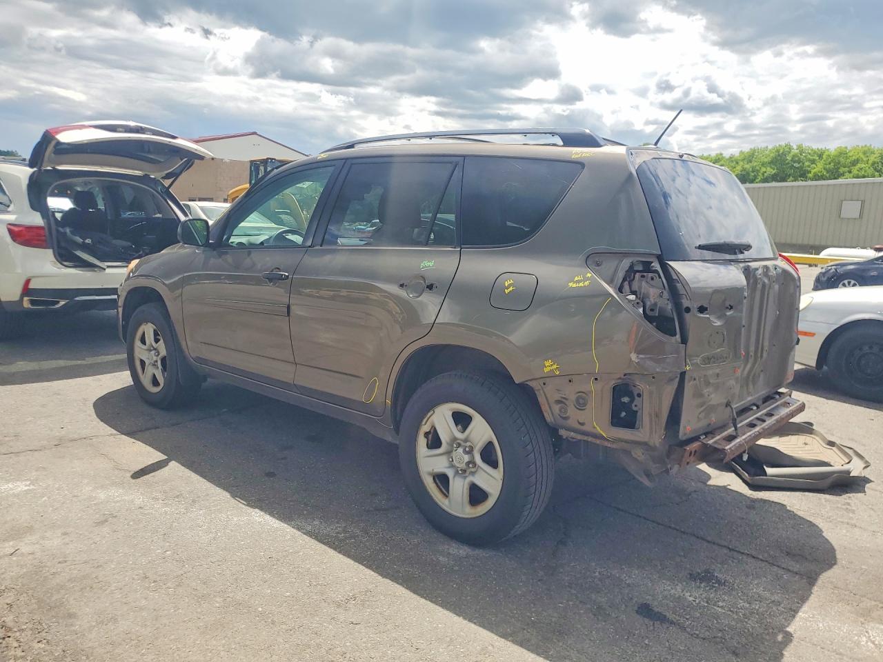 Toyota RAV4 Base