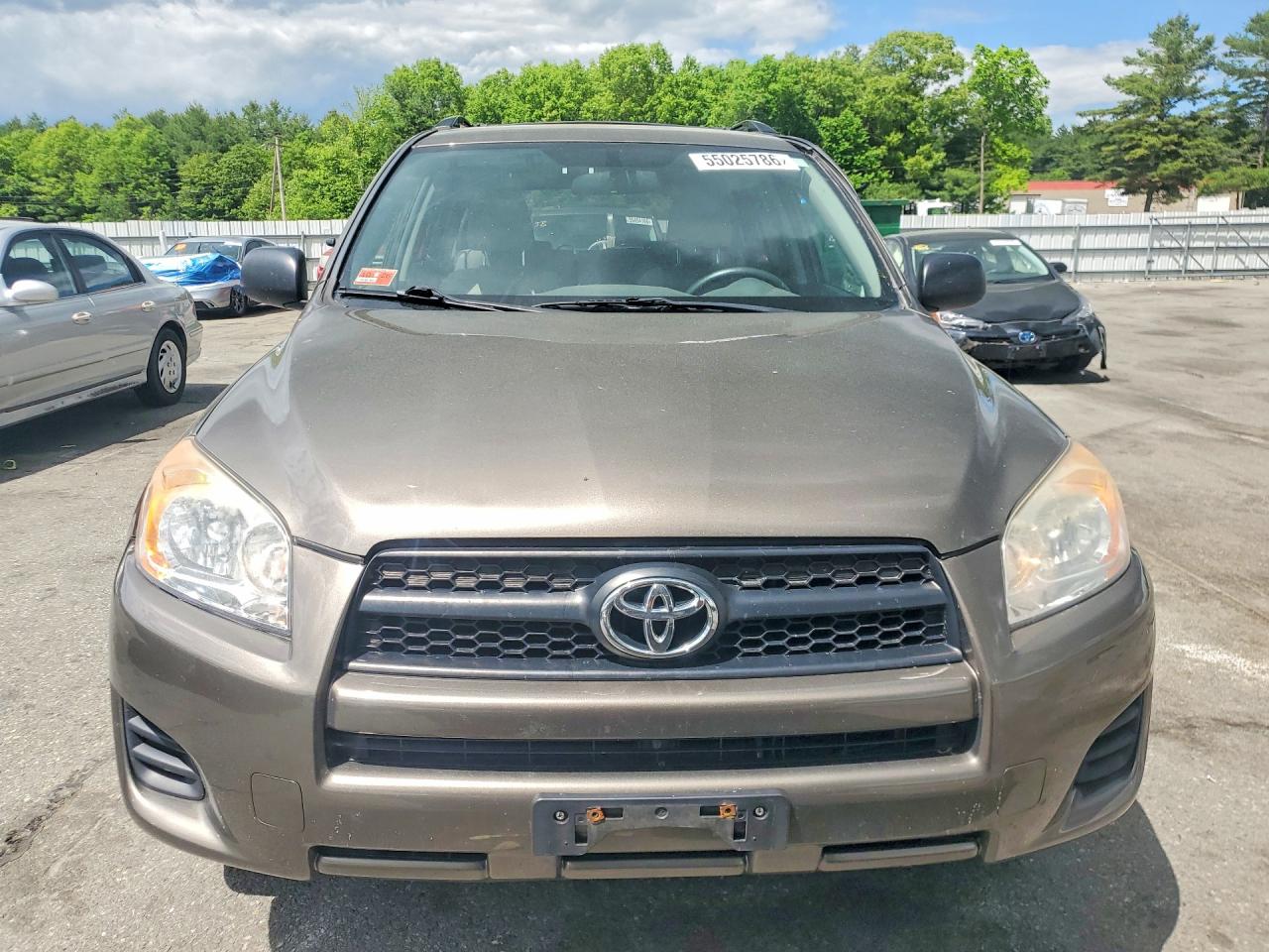 Toyota RAV4 Base