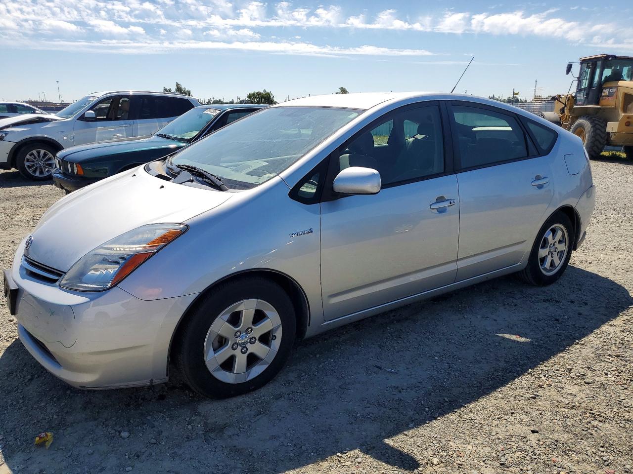 Salvage Toyota Prius Image
