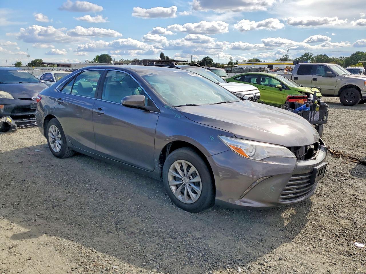 Toyota Camry Le