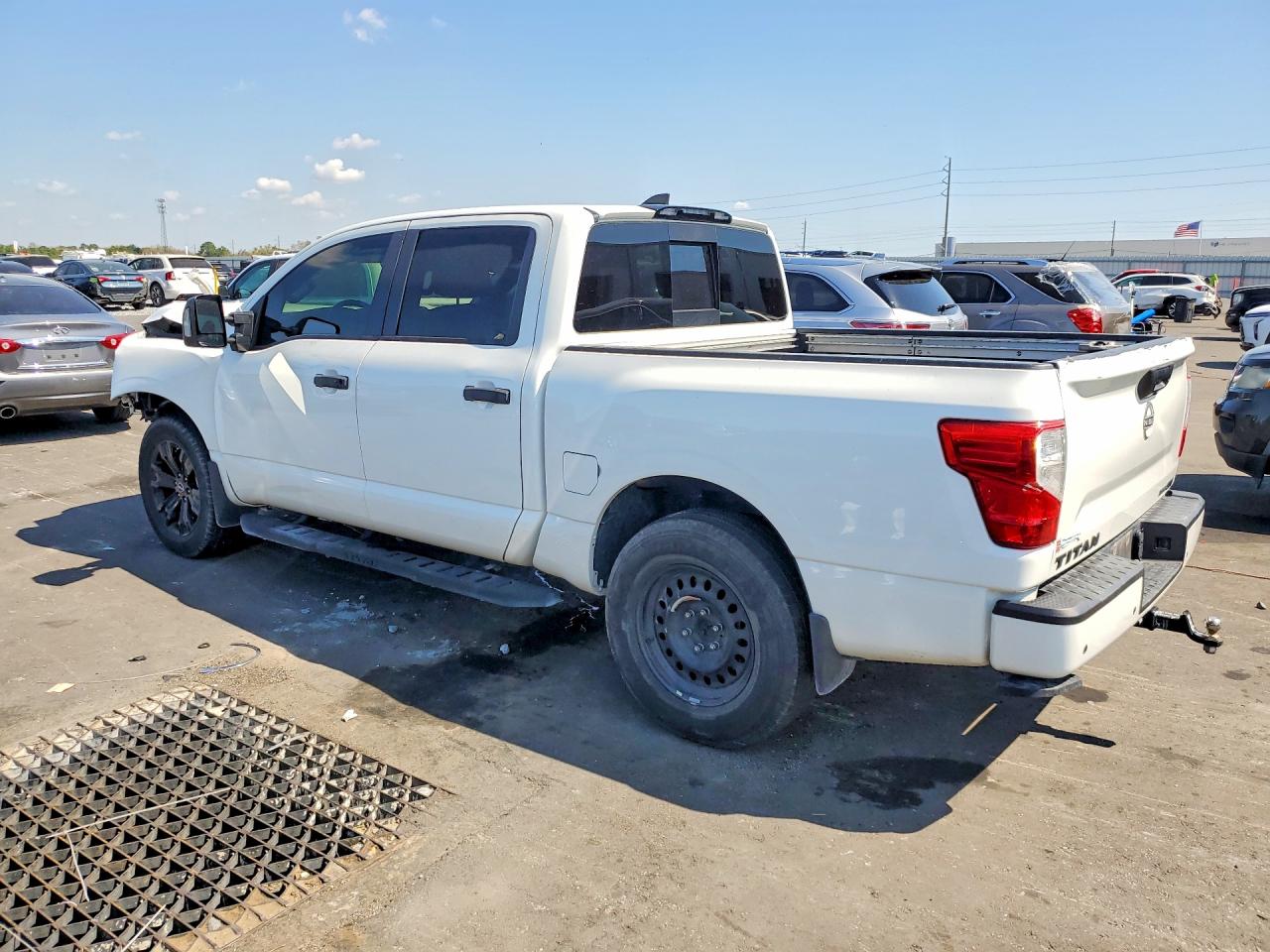 Nissan Titan Sv