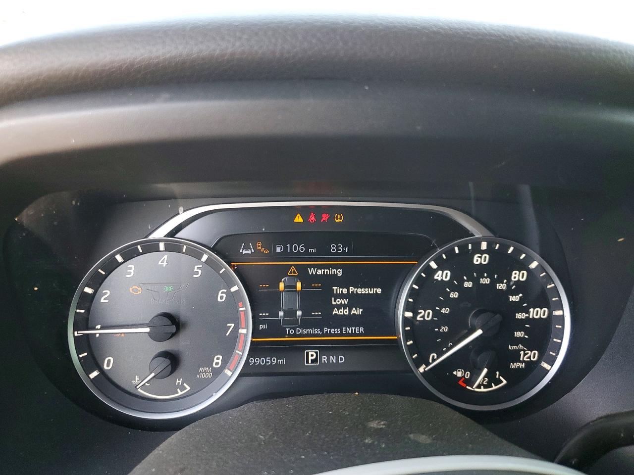 Nissan Titan Sv