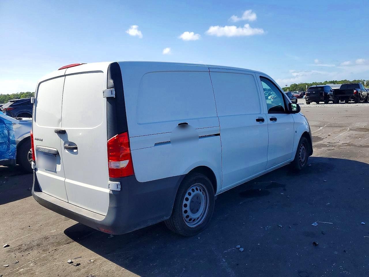 Mercedes-Benz Metris