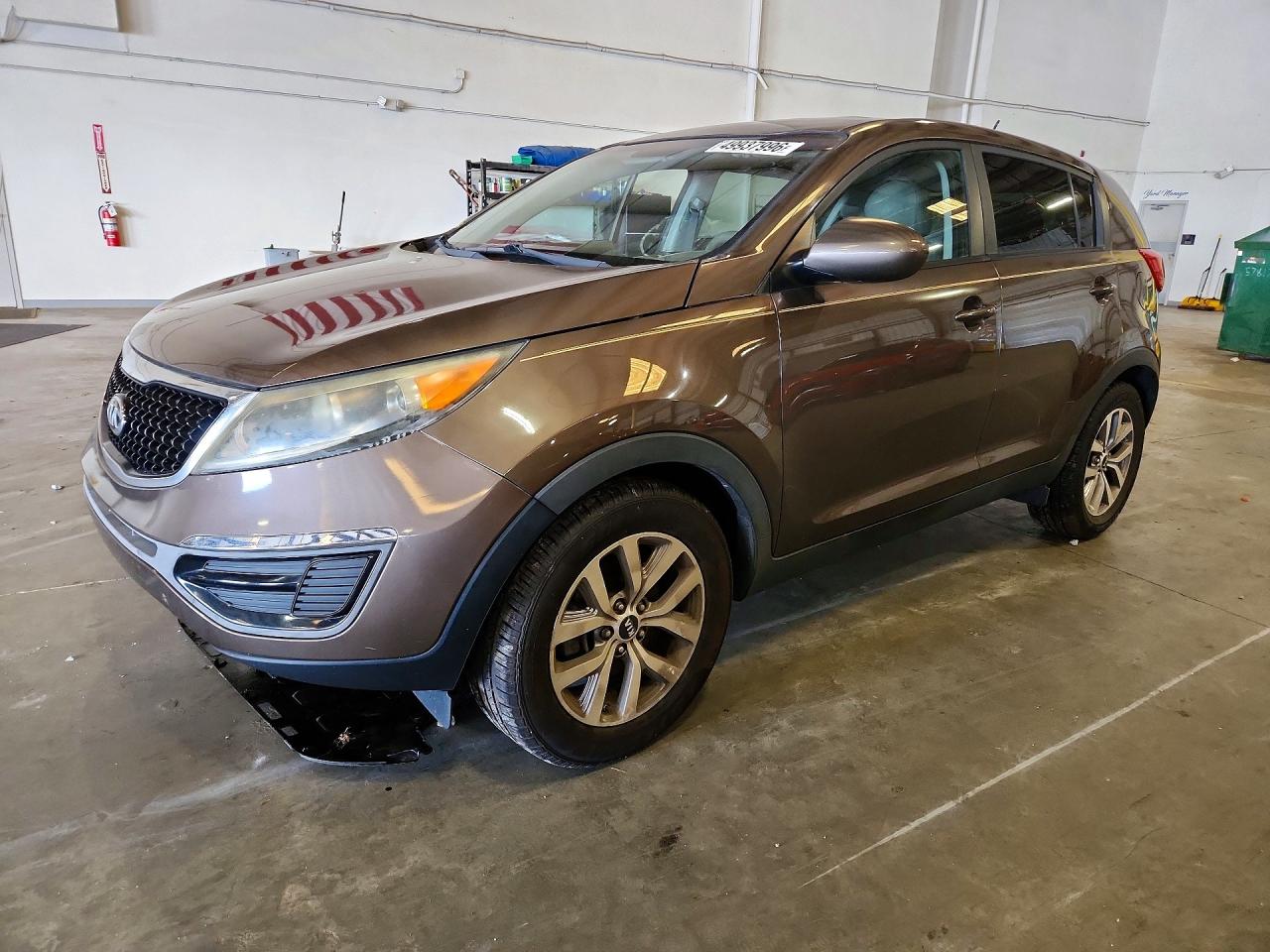Salvage Kia Sportage Image