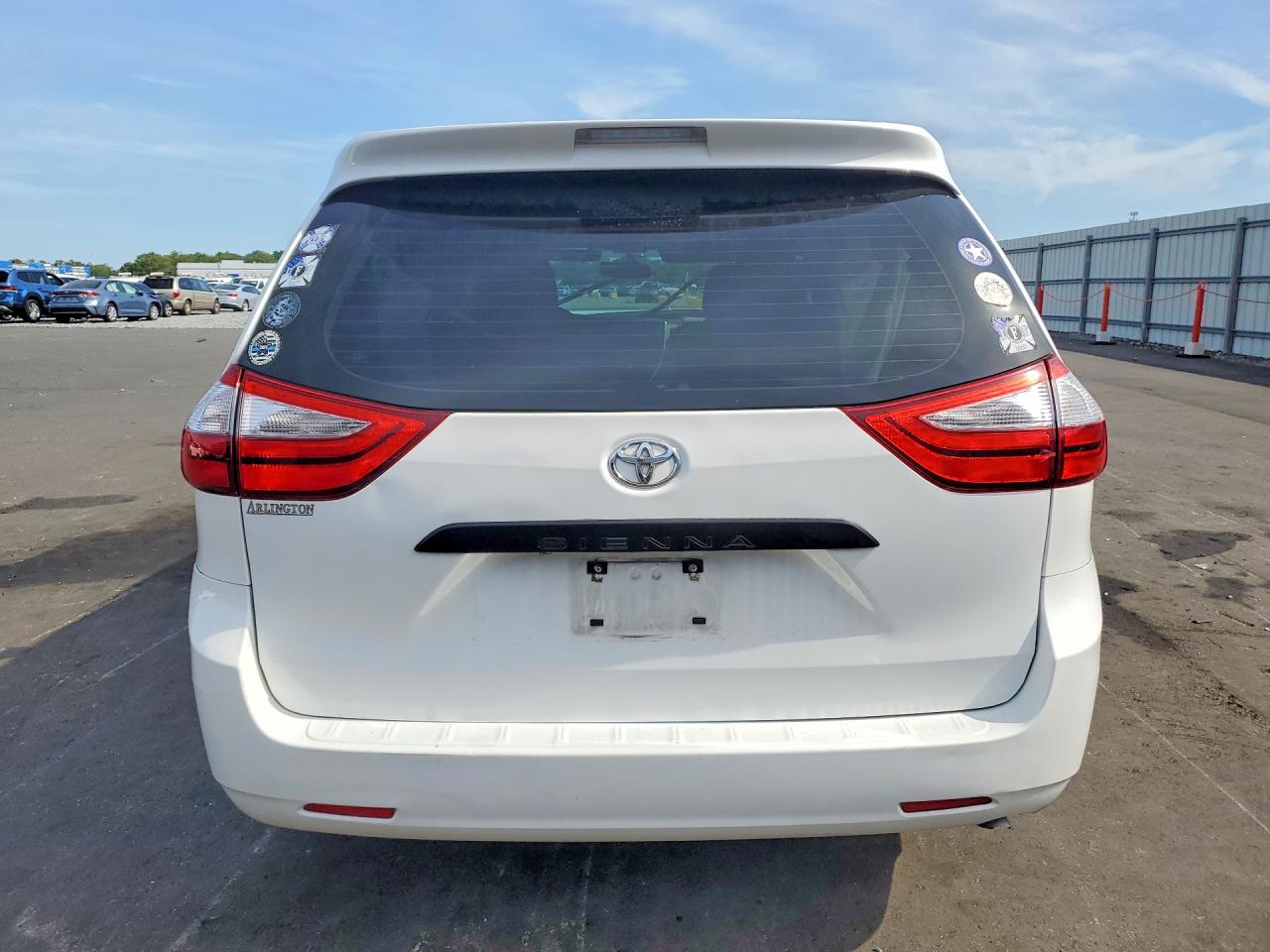 Toyota Sienna L 7-passenger