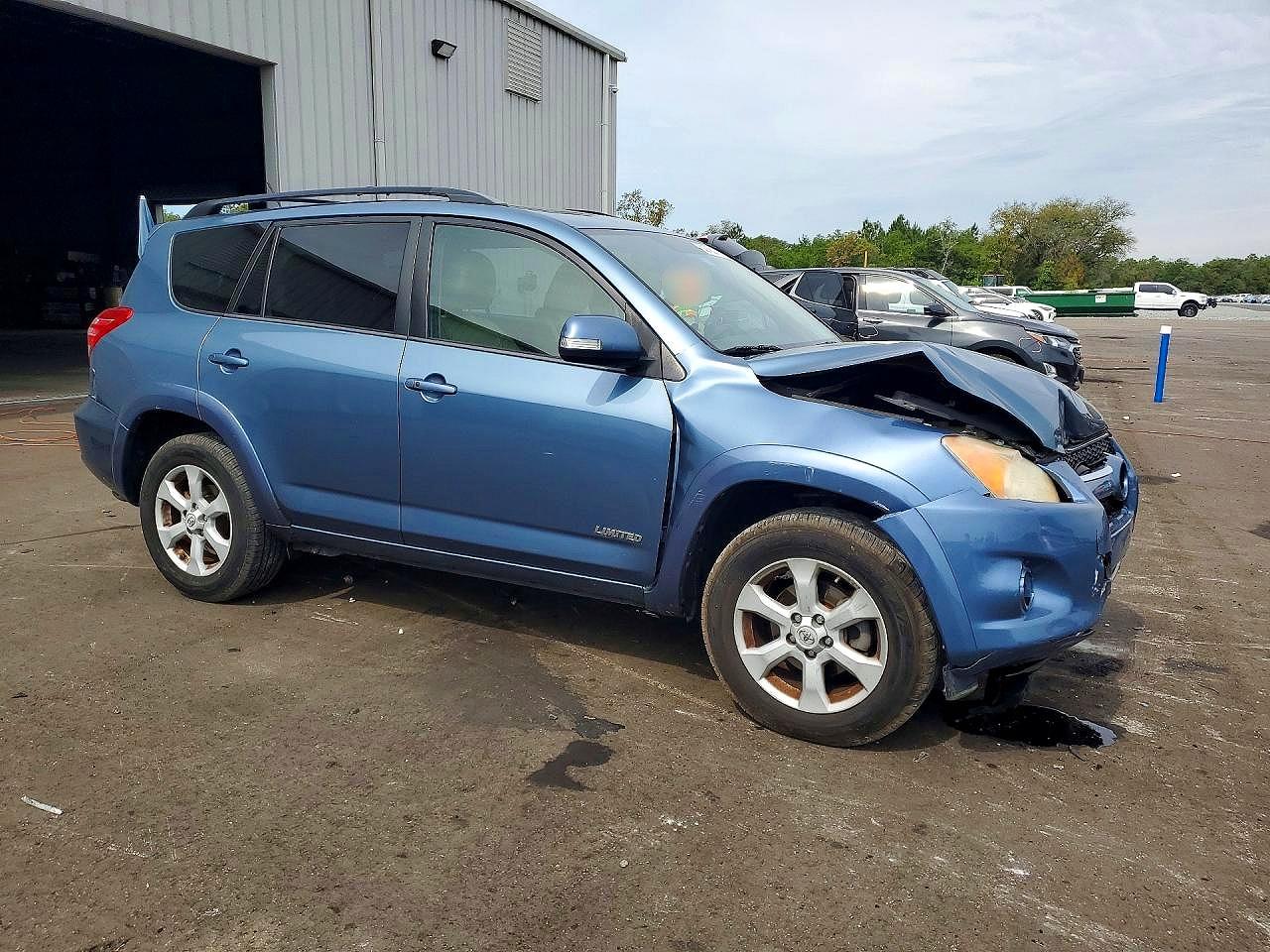 Toyota RAV4 Limited