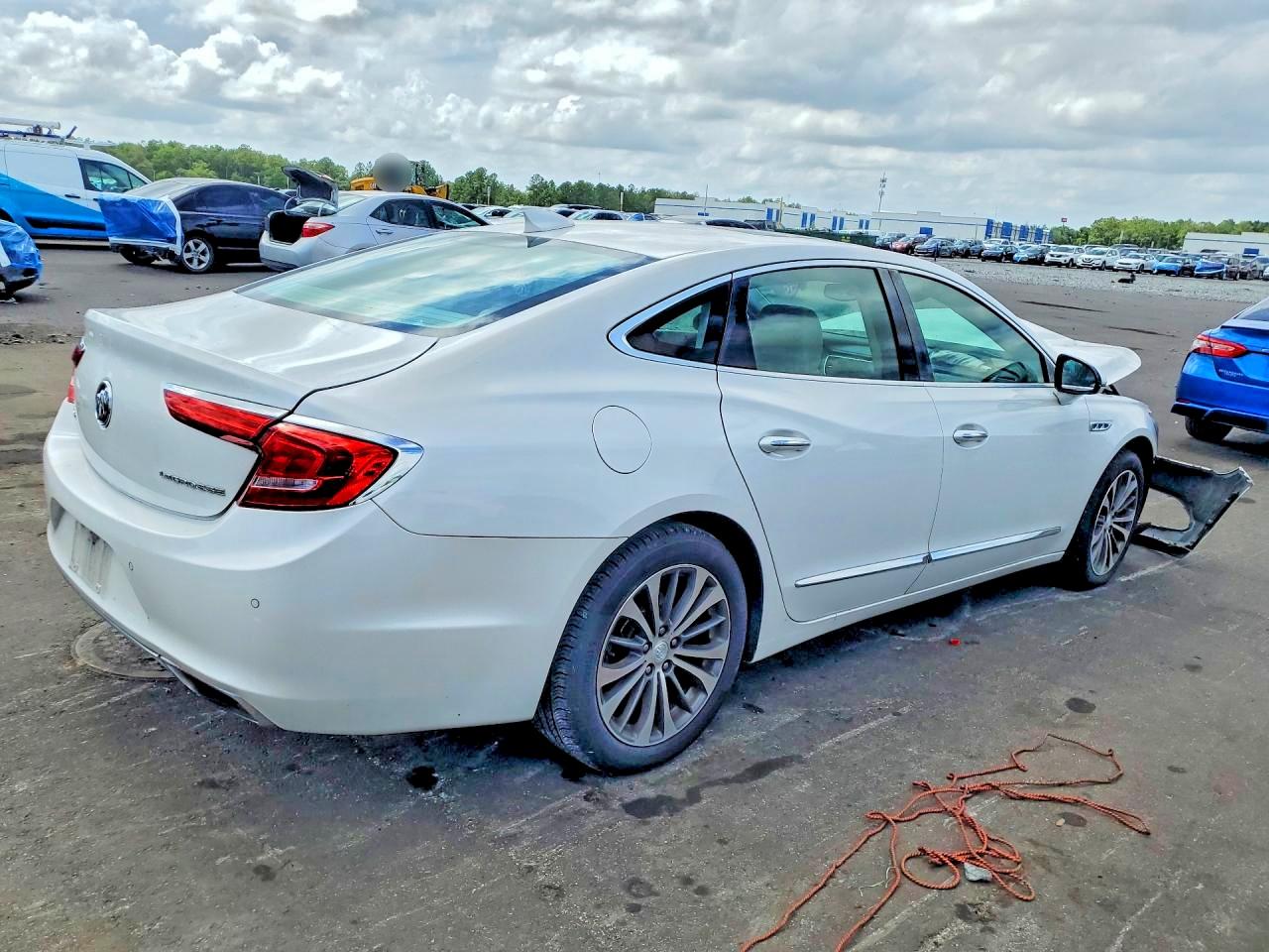 Buick LaCrosse Essence