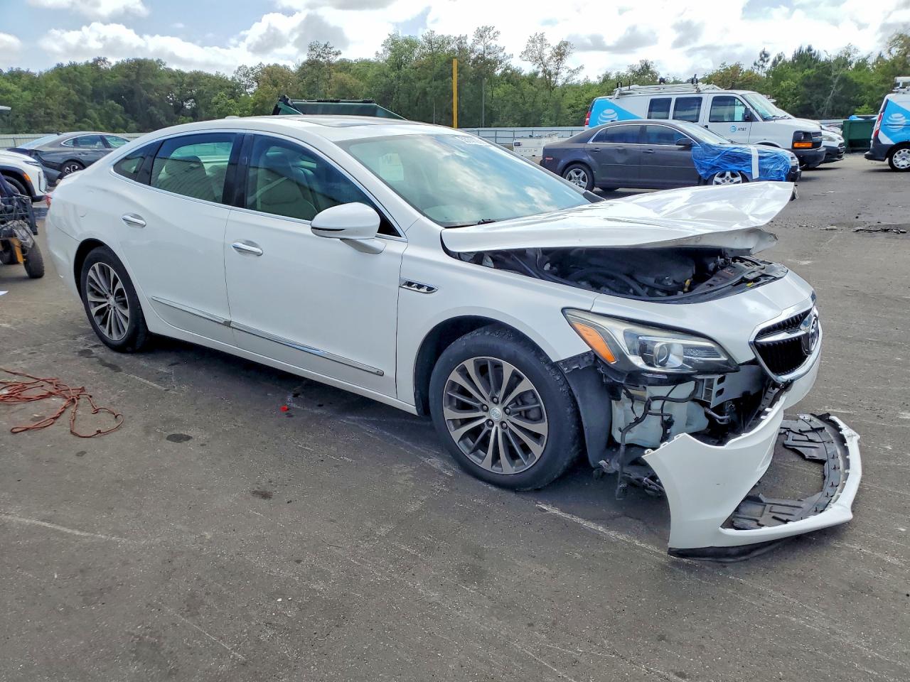 Buick LaCrosse Essence