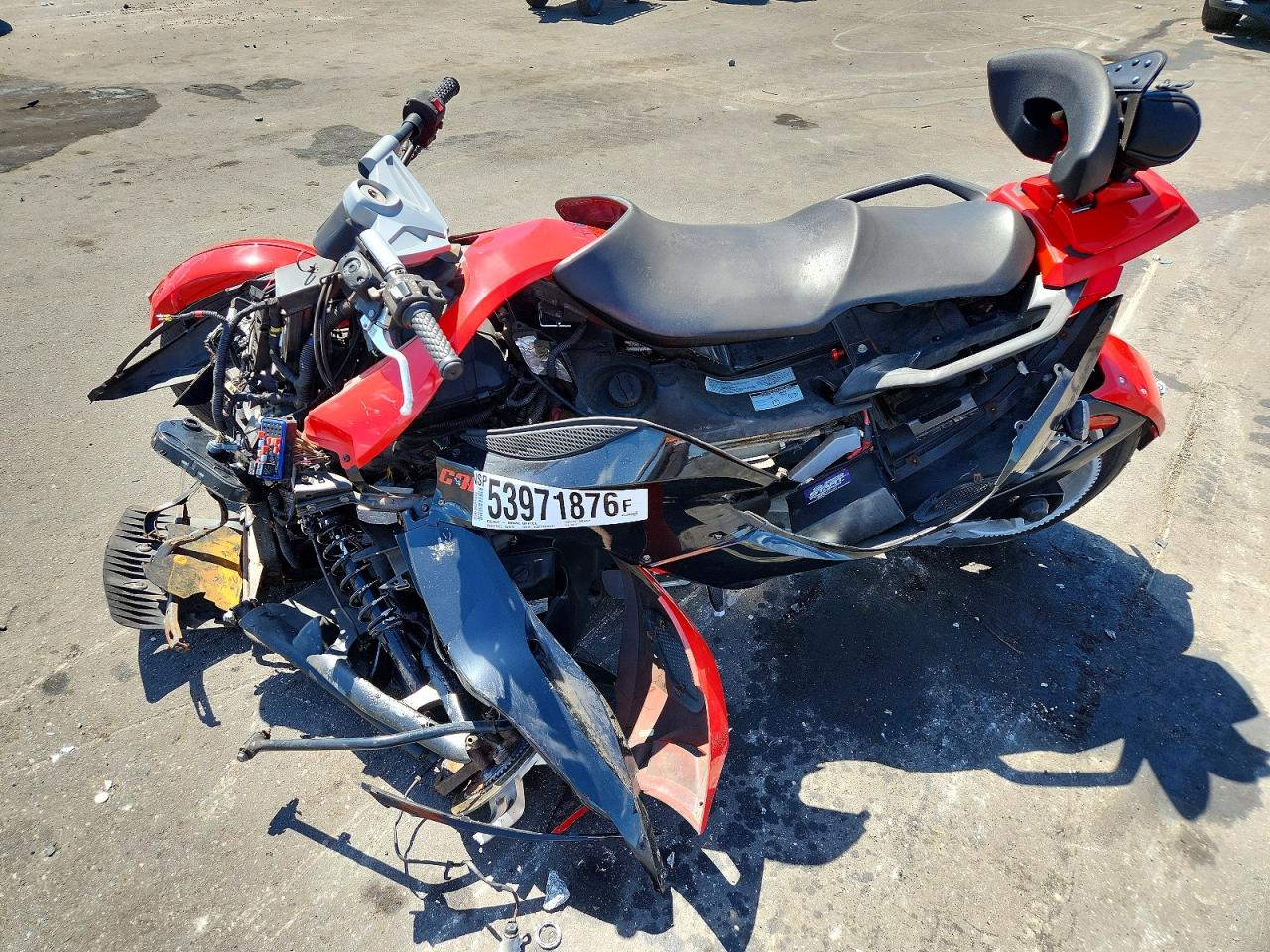 Salvage Can-Am Spyder Image
