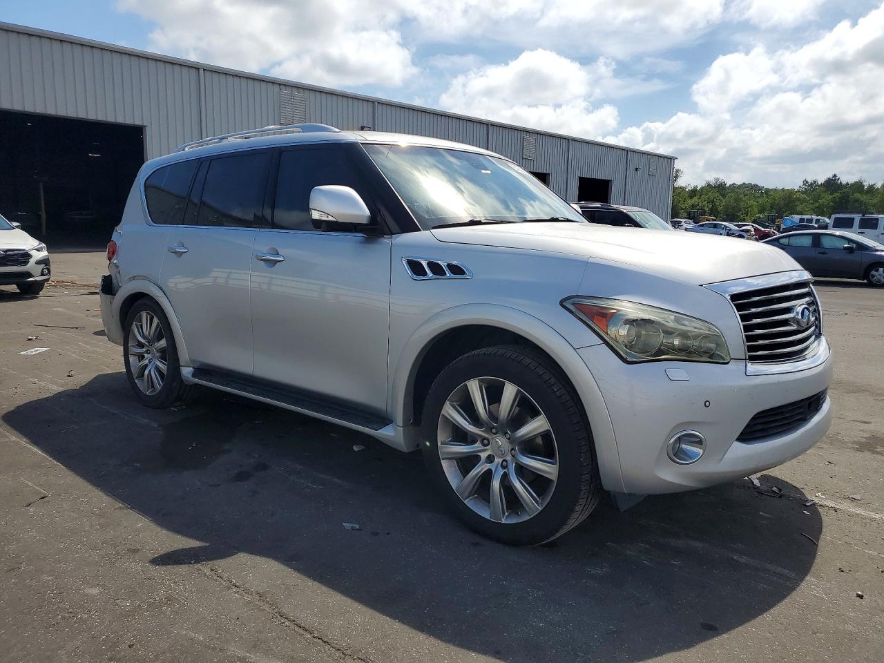 INFINITI Qx Base