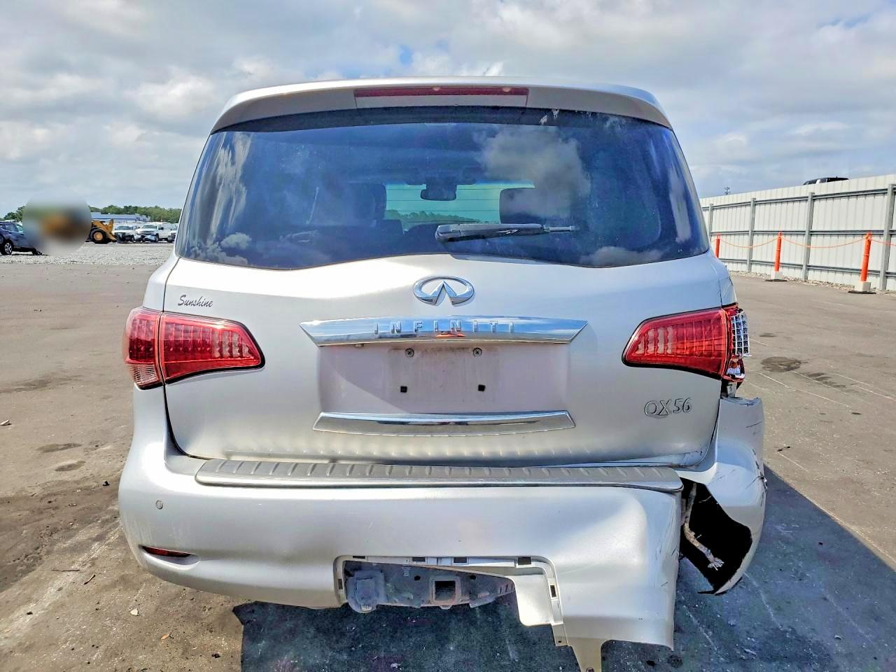 INFINITI Qx Base
