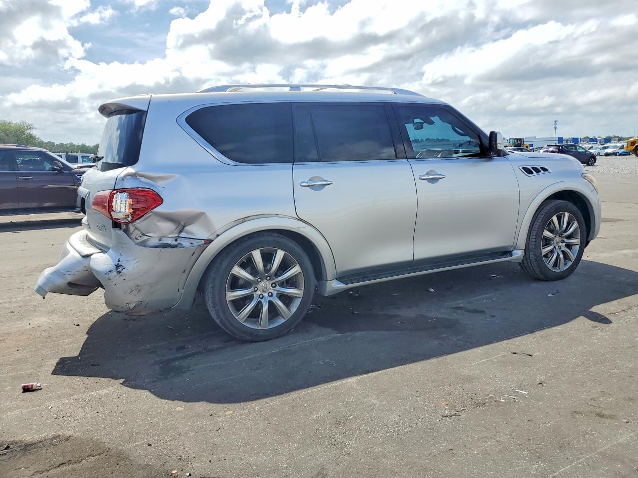 INFINITI Qx Base