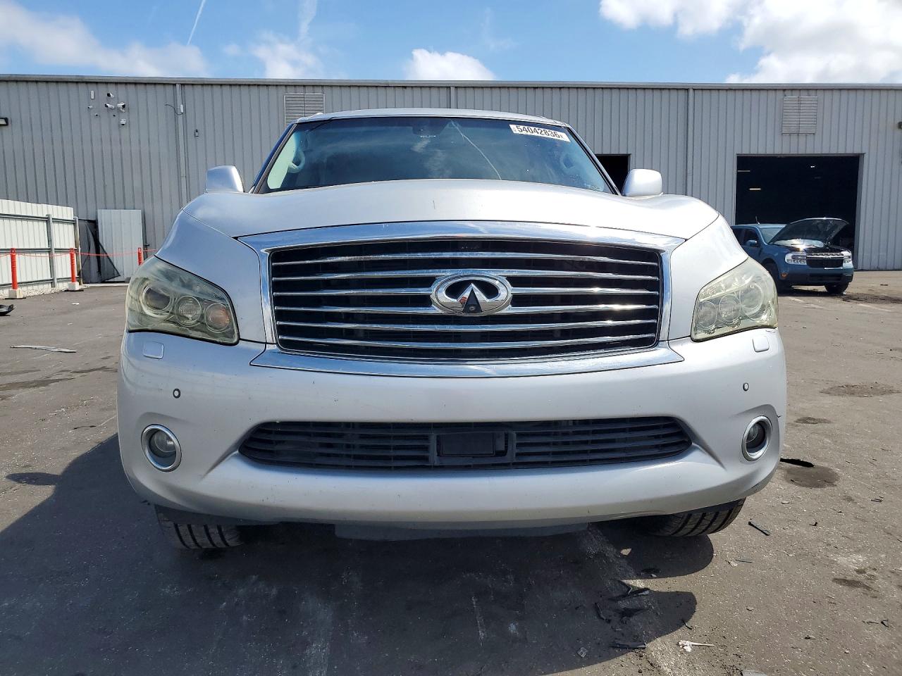 INFINITI Qx Base