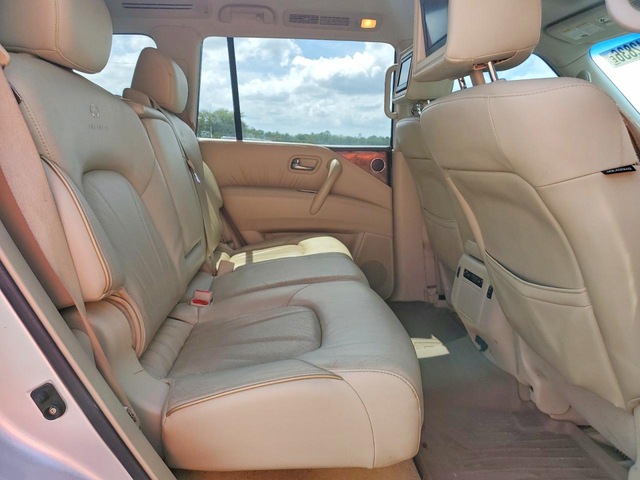 INFINITI Qx Base
