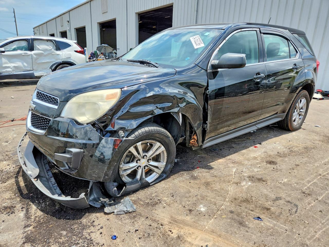 Salvage Chevrolet Equinox Image