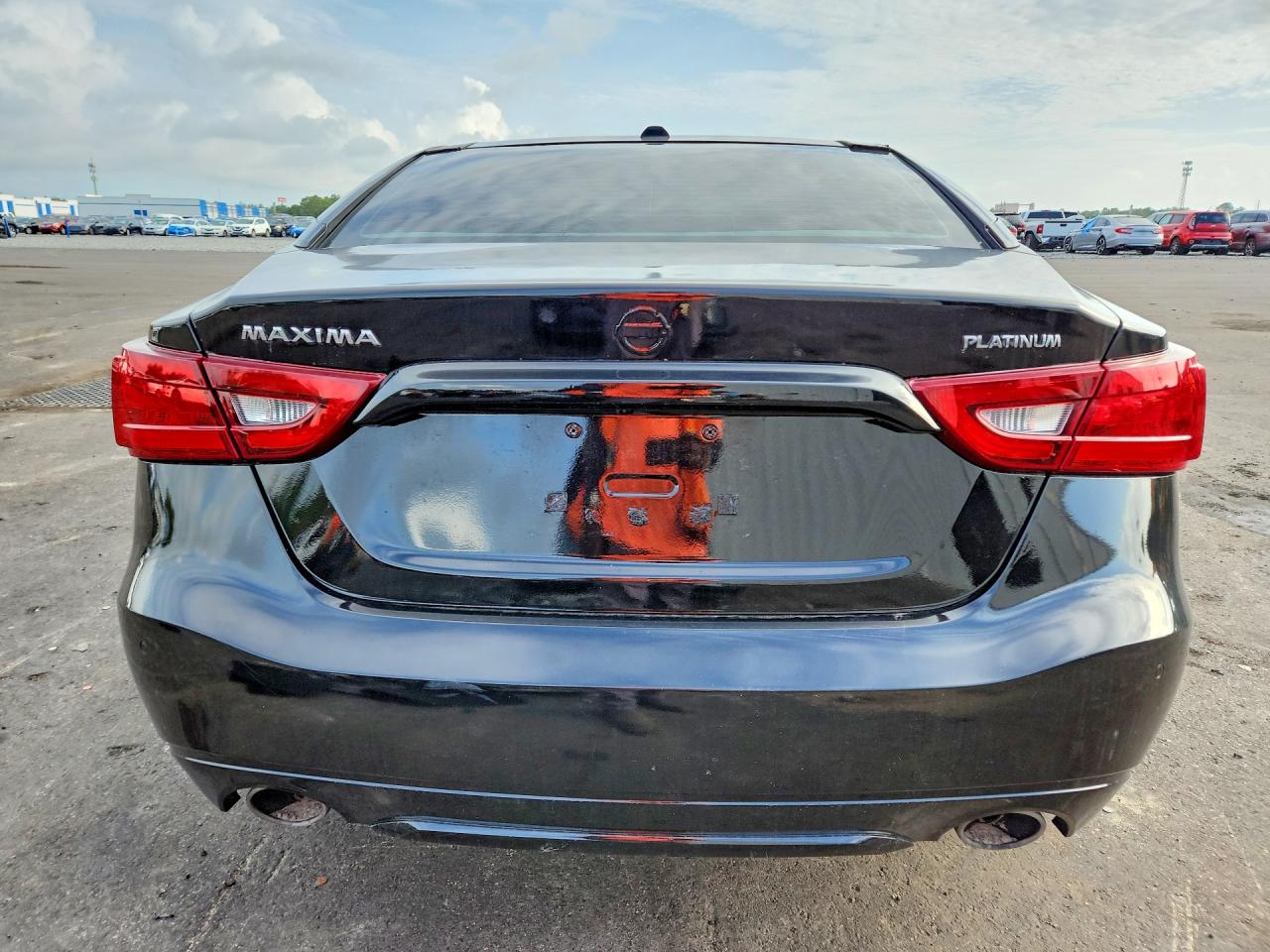 Nissan Maxima Platinum