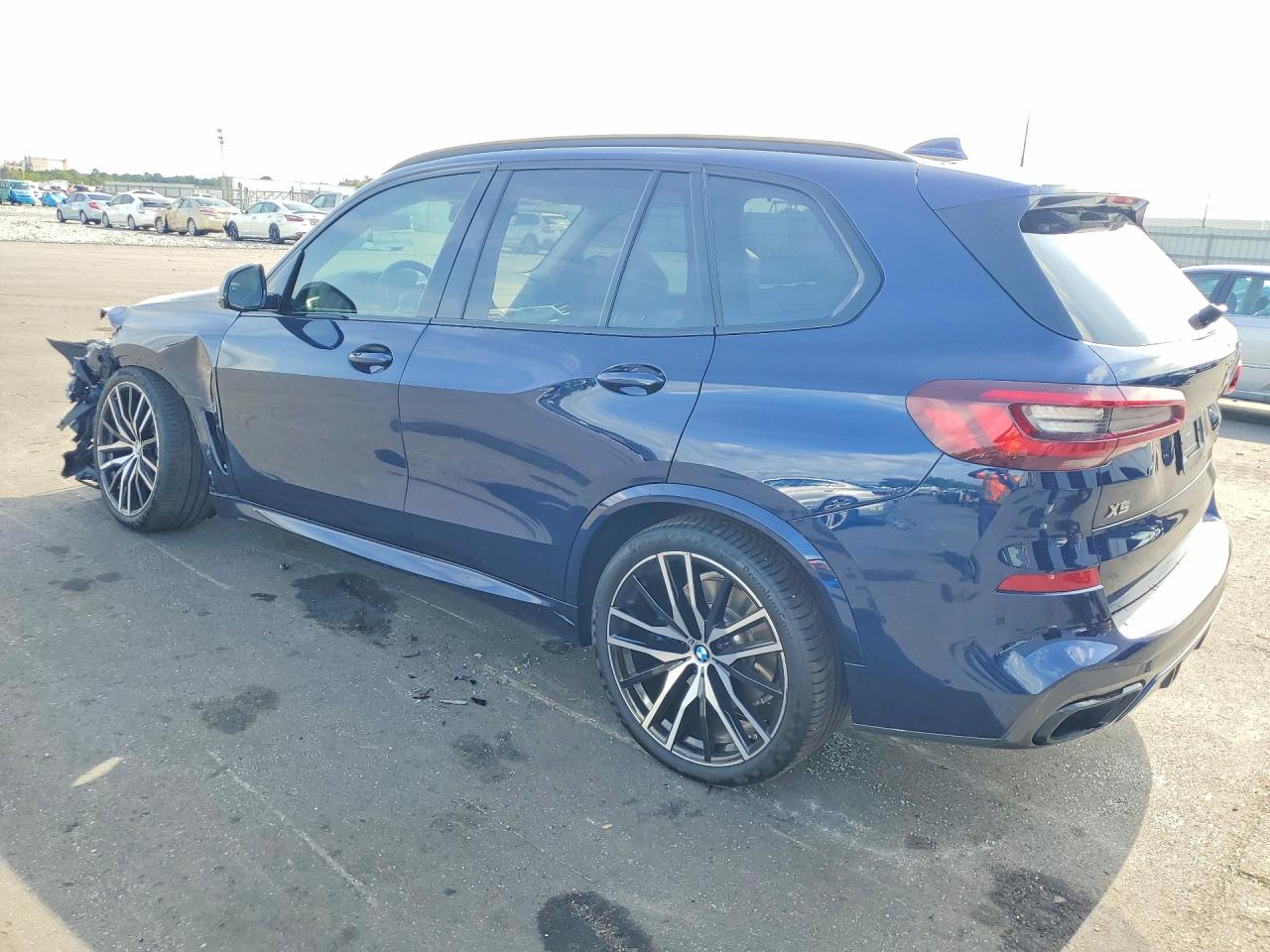 BMW X Series M50i
