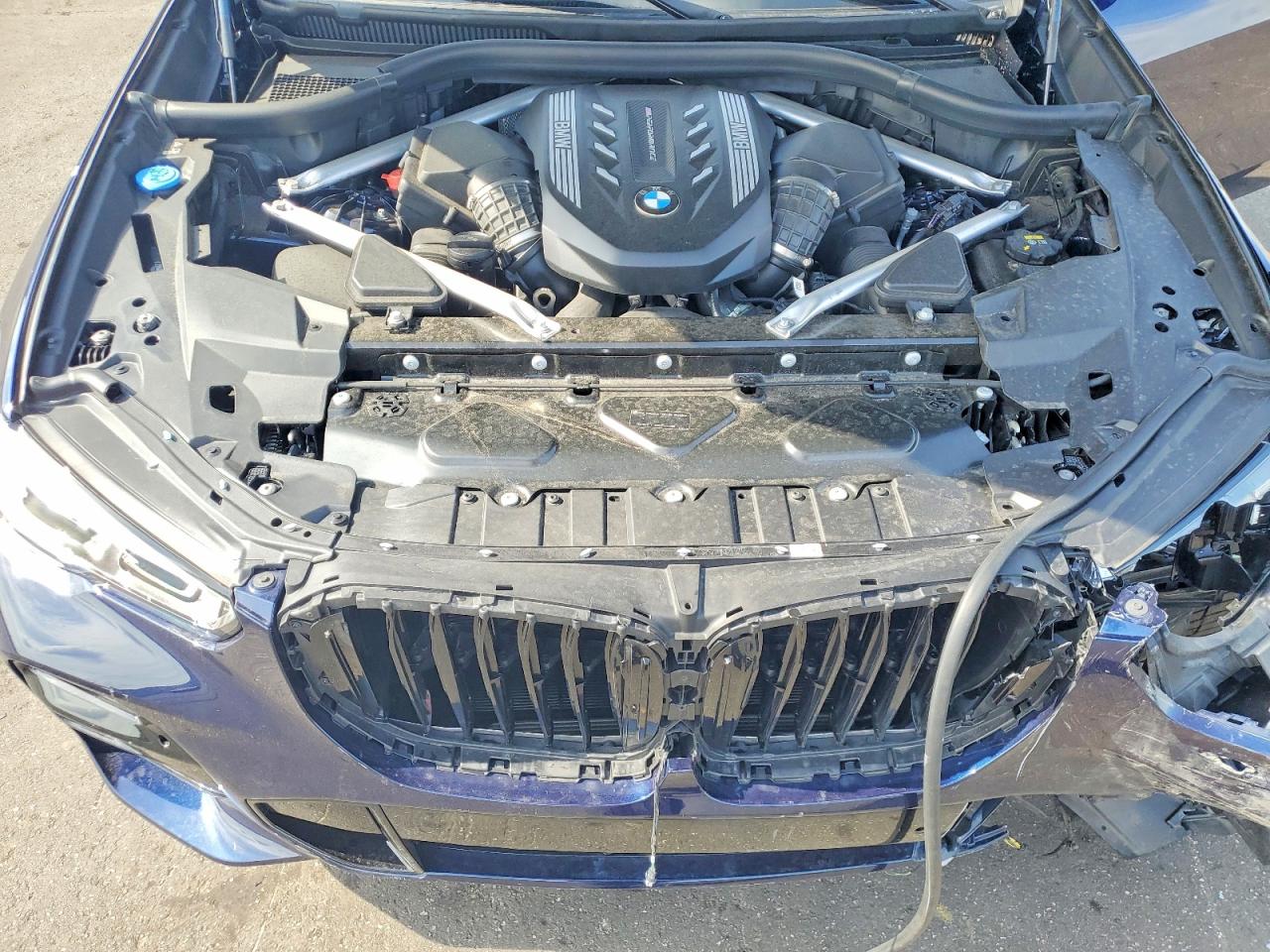 BMW X Series M50i