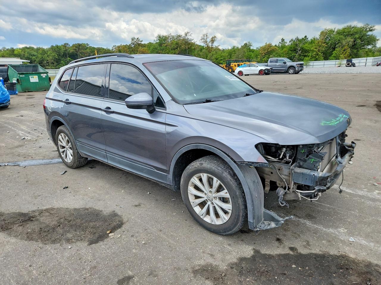 Volkswagen Tiguan S