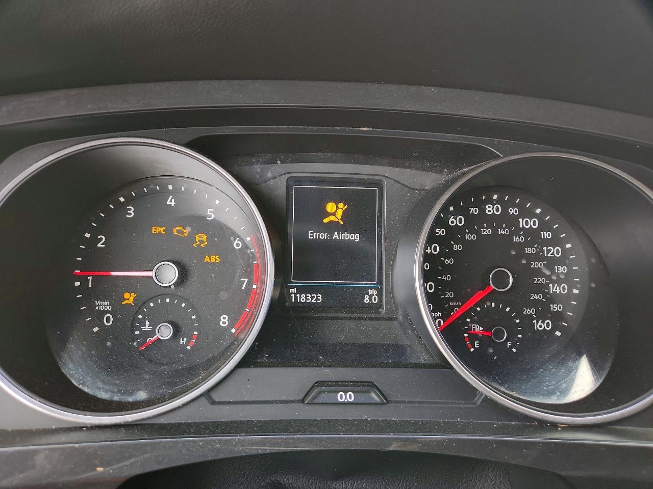Volkswagen Tiguan S